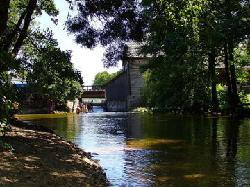 The river Srove. Ginuciai watermill