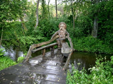 The river Ratnycia. Wooden Sculpture Park