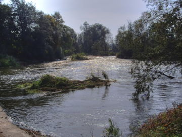 Река Вардува у деревни Греже