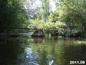 Мостик через реку Вижуона